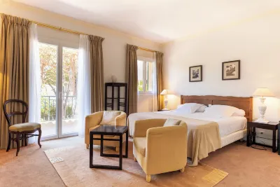 Logis Hôtels Auberge du Rédier Hotels in Castagniers