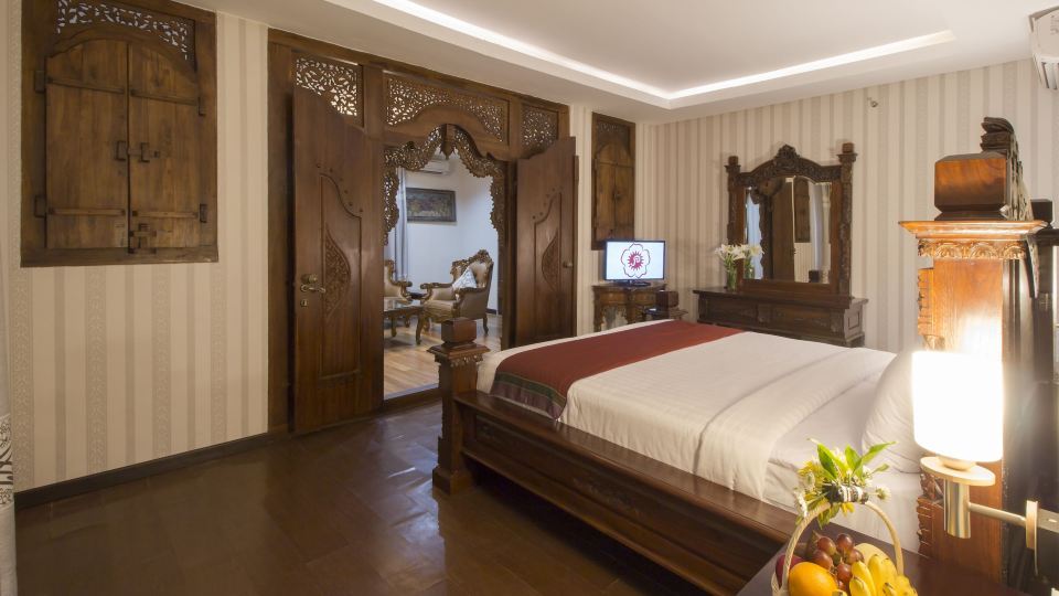 Grand Puri Saron Yogyakarta