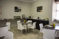 塔樓山林小屋 - 早餐