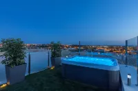 D_Loft Sea and Golf - Hot Tub