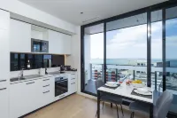 Oaks R Suites Geelong