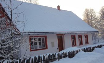 Holiday Home Rudnik Near Ski Lift