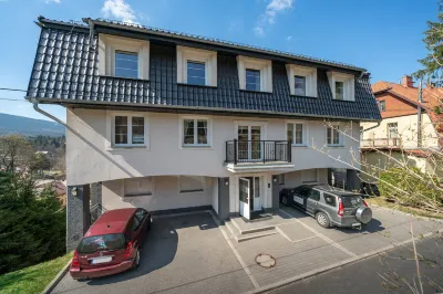 RentPlanet - Apartamenty Pstrowskiego Hotels near Golden View