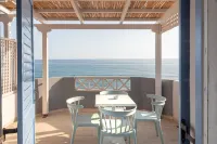 Triton Beachfront Village Hotel - Mountain view