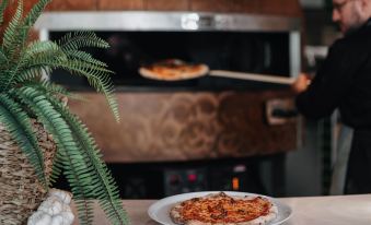 Restyled Holiday Home with Fireplace Near Beach