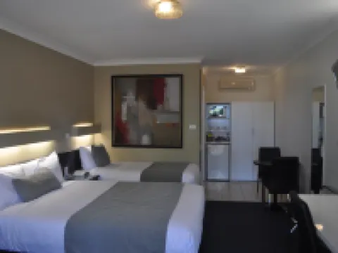 In Town Motor Inn Hotels in Taree