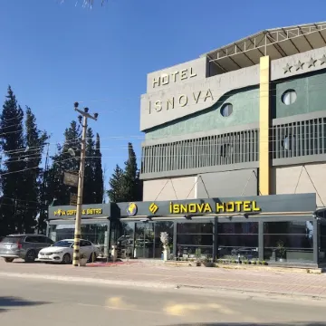 Isnova Hotel Airport Отели рядом с достопримечательностью «Antalya Expo Center»