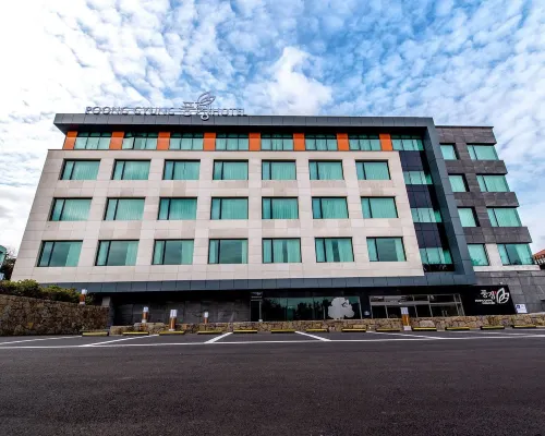 Jeju Poong Gyung Hotel Hotel in zona Parco Sammaebong