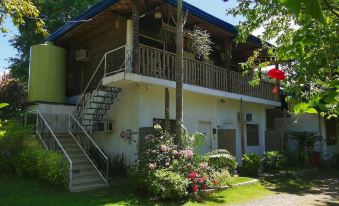 La Vida Hostel Samal Island