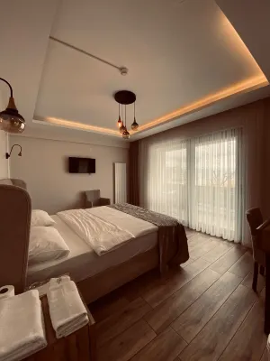 Antigonia Butik Otel Hotel a Candarli Mahallesi