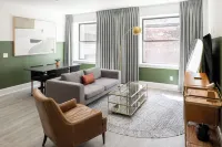 Sosuite at French Quarters - Rittenhouse Square - balcony