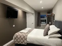 The Vine Hotel - parking