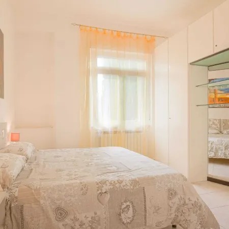 Villa in Italy with Private Garden Retreat