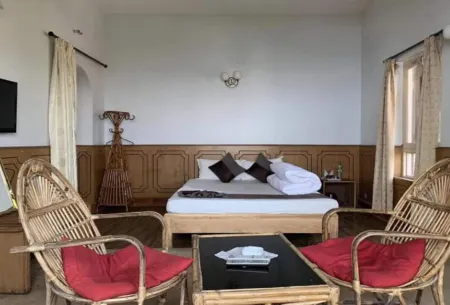 Merostay 030  Nagarkot HillSide Village Resort Отели рядом с достопримечательностью «Nagarkot Waterfall»