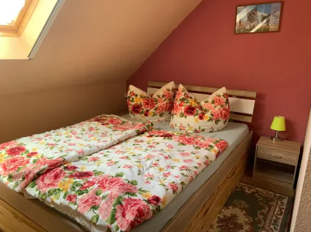 Ferienwohnung im Luckaitztal Gosda Отели в г. Лукайцталь