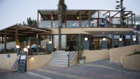 Akasti Hotel