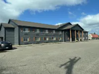 Crossroads Hotel Hotels in Shamrock Township