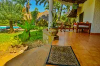 Upani in Diani Hotel a Galu