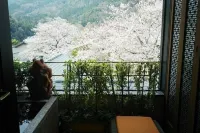 Balinese Onsen Ryokan Hakone Airu - Romantic