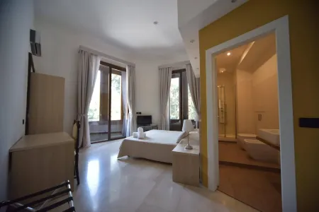 Duomo156 Отели в г. Мессина