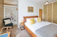 Host & Stay - Elliott Terrace