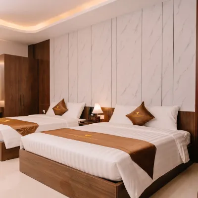 Diamond Hotel Hotel berhampiran Pelican Cave (Hang Bo Nau)