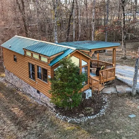 Stay Awhile @ Trailhead Cabins