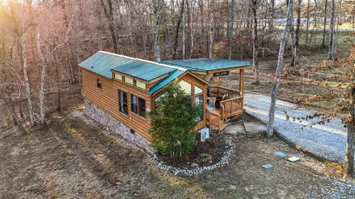 Stay Awhile @ Trailhead Cabins Hotels in Monteagle