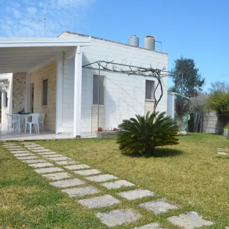 Comfortable Italian Holiday Home with Garden and BBQ