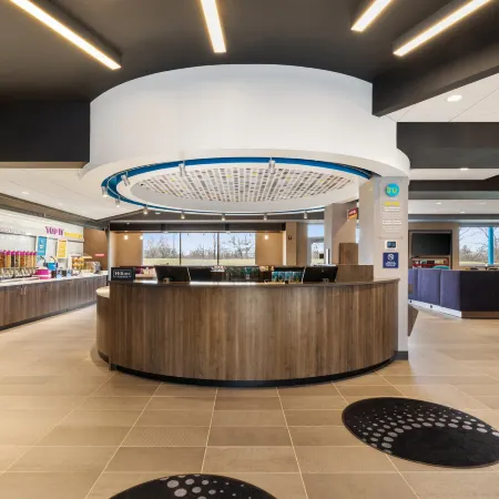 Tru by Hilton Sharonville Cincinnati
