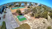 Point Emerald Villas B101 - Oceanside condo in Emerald Isle