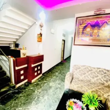 Goroomgo Golden Beach Inn Puri