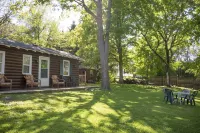 “Private 3-Bed Cabin Near Geneva Lake – Walk to Dining & Beach”