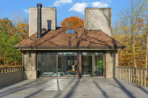 Game Den and Home Theater Oasis - Stunning Alpine Lodge Hotels in Medusa