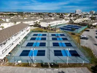 Golf Course Views and Modern Amenities - Charming Coastal Retreat