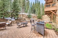 Private Heated Driveway and Firepit - Stunning Ski-in Ski-Out Oasis