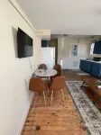Cozy Retreat - Urban Oasis, Wifi, Private Entrance