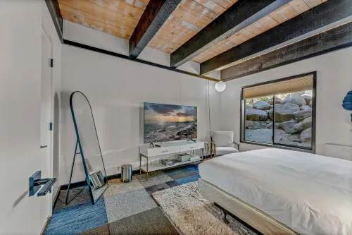 Electric Grill and Community Pool Access - Charming Retreat Hotels in Kings Beach