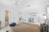 Pool, Outdoor Fire Pit and Arcade Games - Captivating Coastal Retreat