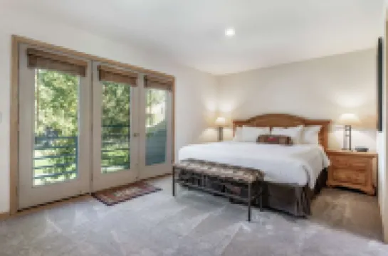 Spacious Outdoor Deck and Cozy Fireplace - Charming Mountain Retreat