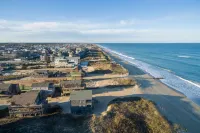 Oceanfront Serenity and Fishing Haven - Charming Coastal Retreat
