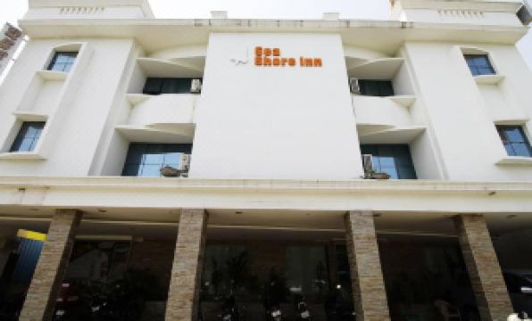 Hotel Half Moon Chennai