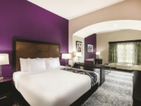 La Quinta Inn & Suites by Wyndham Baton Rouge Denham Springs Hotels in East Baton Rouge Parish