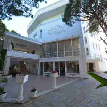 Hotel Elesio Hotel Exterior