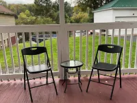 King bed, Spacious 4 bed, 2bth house with a workspace, laundry in unit, WiFi. Hotels in Minden