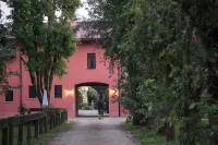 Scuderia la Colombera Hotels in Binasco