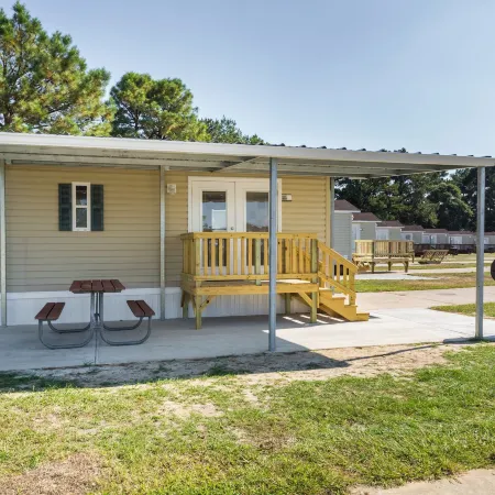 Red Shoes RV Park and Chalets Hotels in Kinder