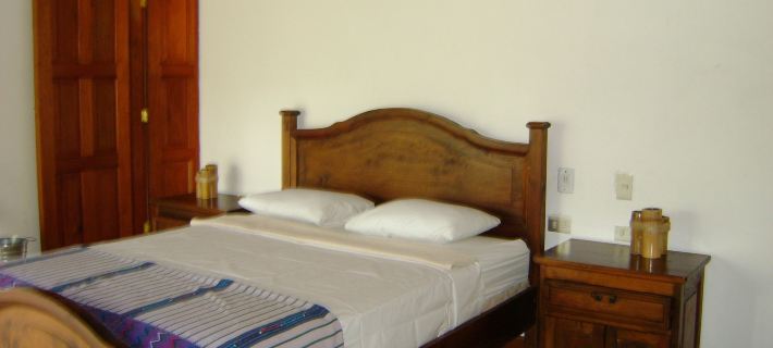 Ixpanpajul Hotels in Flores