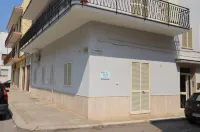 離家幾步之遙B&B 濱海波利尼亞諾住宿飯店