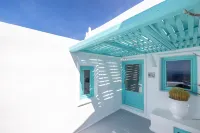 Dreams Luxury Suites